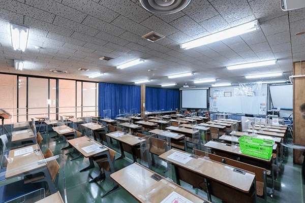 第1教室（学科教室）　江南自動車学校