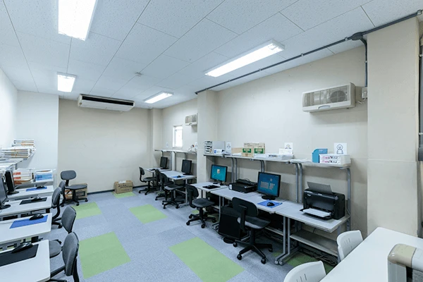 学習室　江南自動車学校